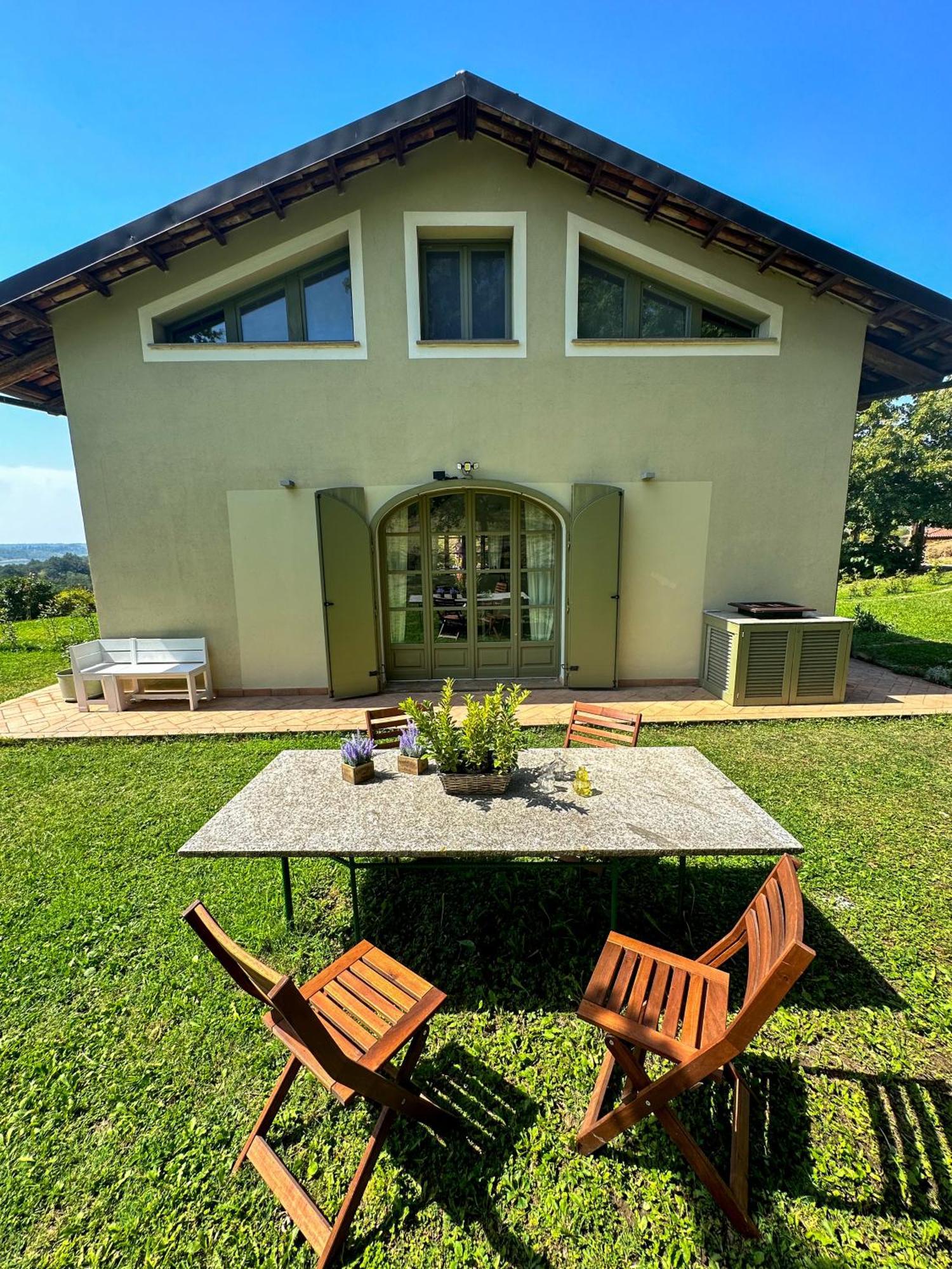 הוילה נובלו Just Langhe Casa Barolo מראה חיצוני תמונה