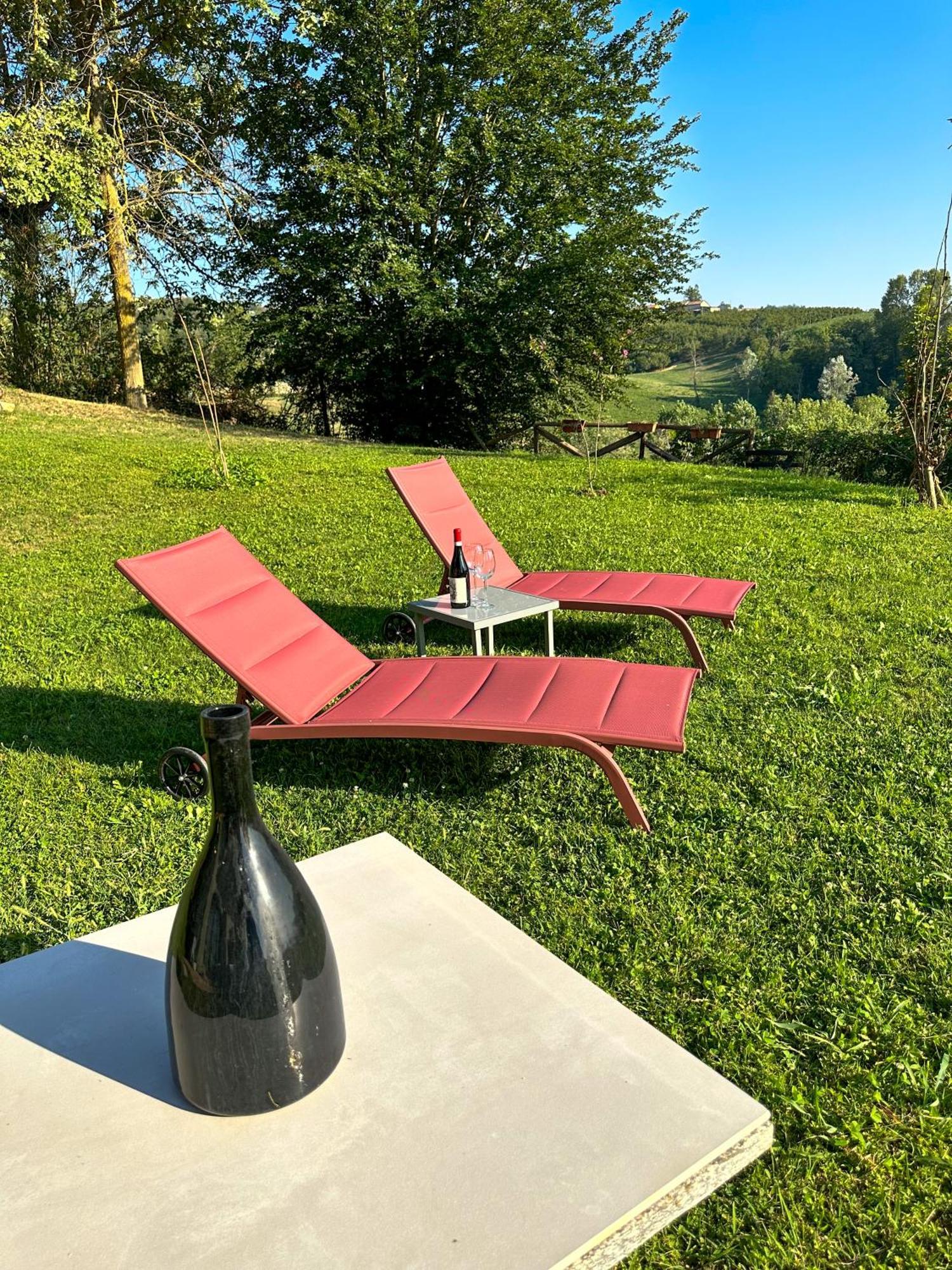 הוילה נובלו Just Langhe Casa Barolo מראה חיצוני תמונה