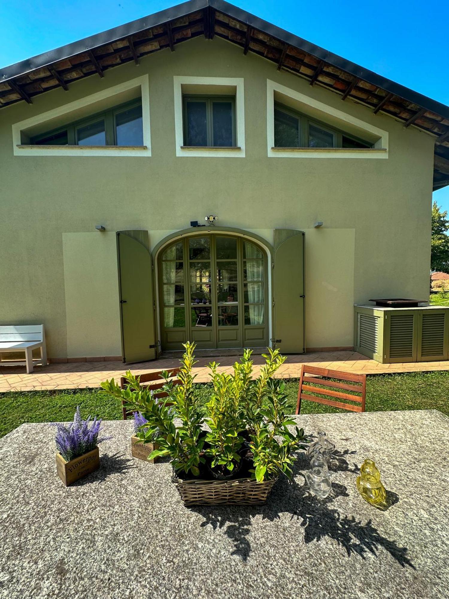 הוילה נובלו Just Langhe Casa Barolo מראה חיצוני תמונה